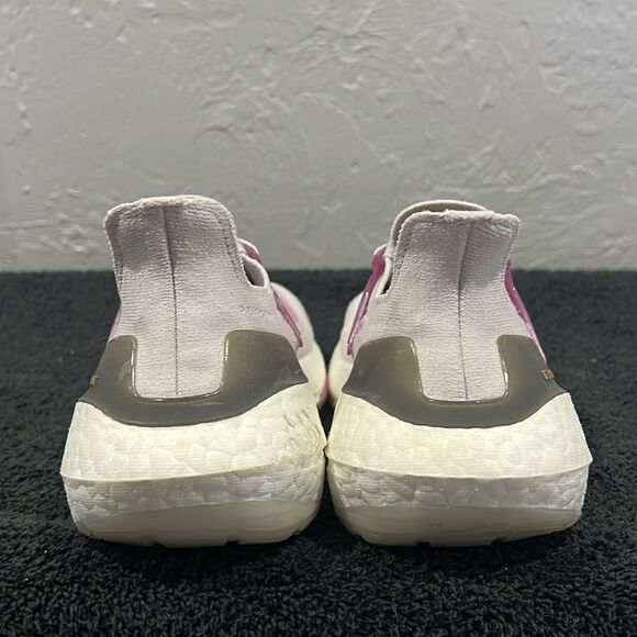 🔥 ADIDAS  UltraBoost 21 Ice Purple Women's Athletic Shoes Size 7 - EXCELLENT - Picture 10 of 15